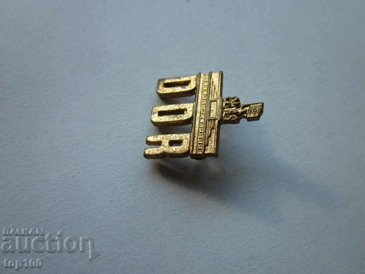 Auction DDR METAL BADGE !!! Auction DDR METAL BADGE !!!