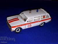 Russian model Volga GAZ 24-02 Ambulance 1:43 Made in USSR USSR