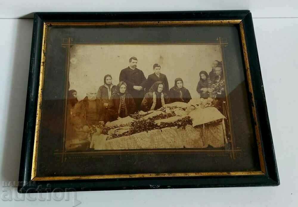 Auction  . 1892 FUNERAL OLD PHOTO PHOTOGRAPH FRAME GLASS