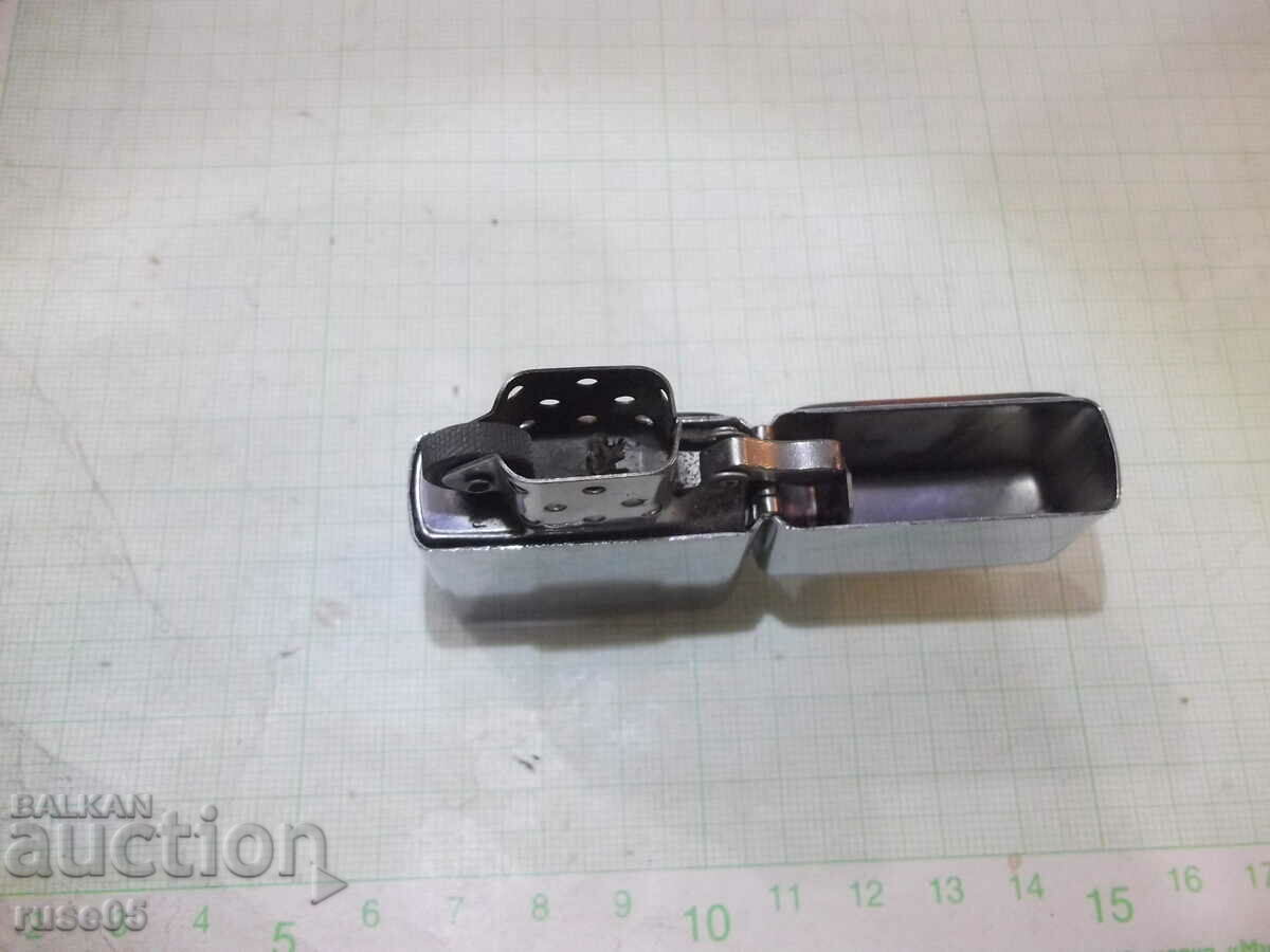 Lighter "TOMMY HILFIGER" gasoline working - 7 Lighter "TOMMY HILFIGER" gasoline working - 7