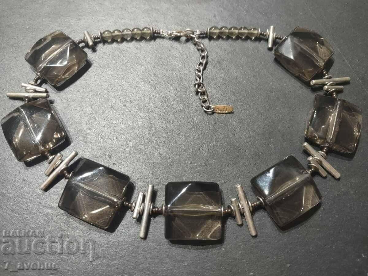 Colier, colier, designer, foarte cochet, 24/11/24 cu preț 99.00 BGN | € 50.62 Colier, colier, designer, foarte cochet, 24/11/24 cu preț 99.00 BGN | € 50.62