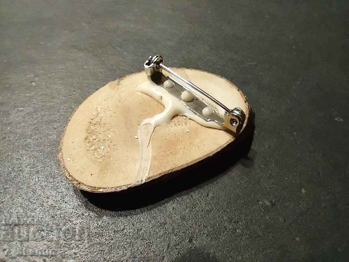 Auction BROOCH, wood and natural flowers, 24.11.2024 Auction BROOCH, wood and natural flowers, 24.11.2024