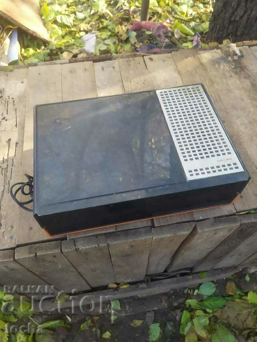 Unitra turntable with price 39.80 BGN | € 20.35 Unitra turntable with price 39.80 BGN | € 20.35