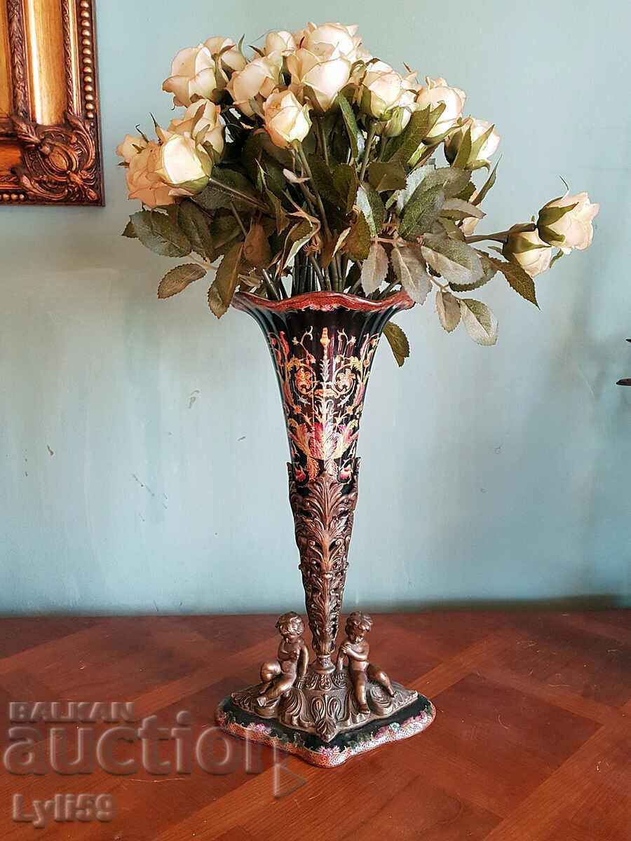 Wong Lee 1895 Porcelain vase with bronze decoration Wong Lee 1895 Porcelain vase with bronze decoration