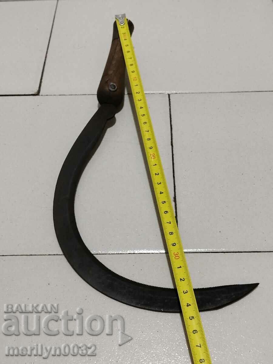 Auction Old children's hair clipper, wrought iron blade sickle Auction Old children's hair clipper, wrought iron blade sickle