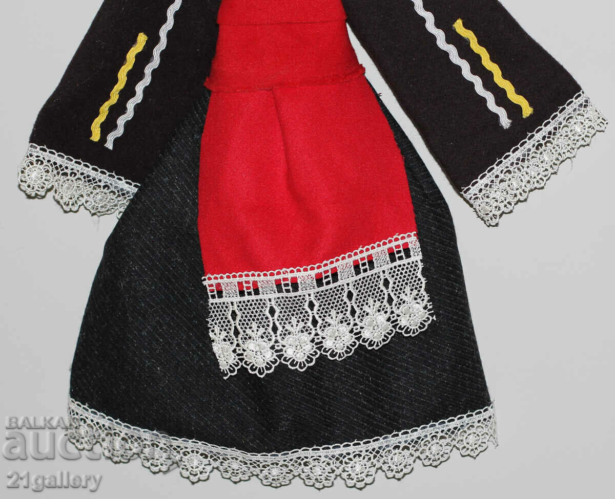 64 cm. Doll folk costume wool/textile wall decoration - 6 64 cm. Doll folk costume wool/textile wall decoration - 6