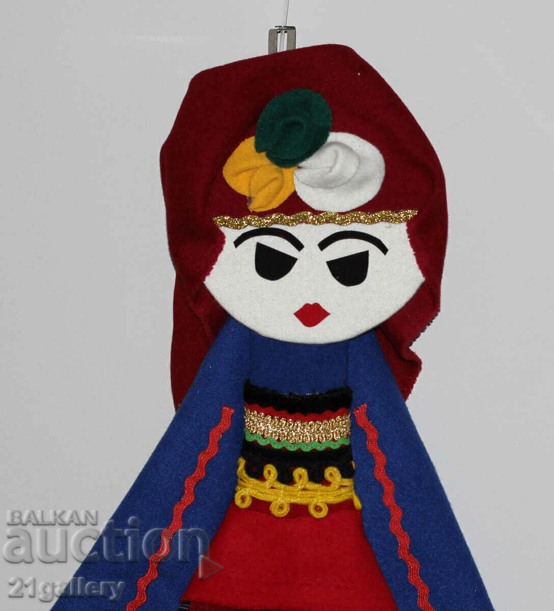 Delivery of 64 cm. Doll folk costume wool/textile wall decoration Delivery of 64 cm. Doll folk costume wool/textile wall decoration