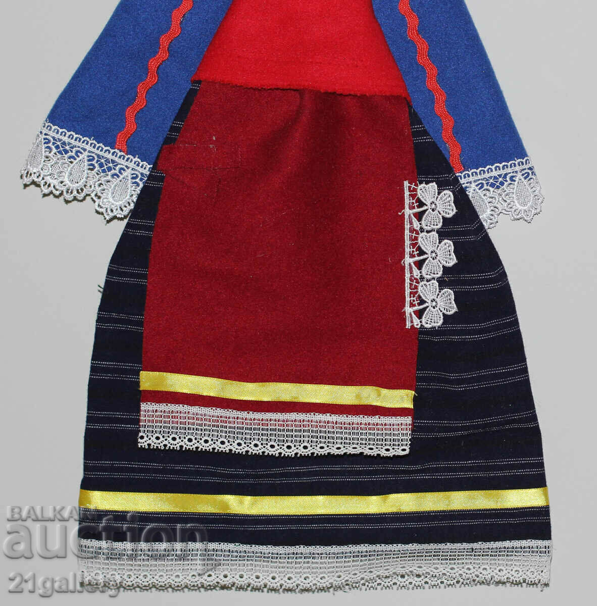 64 cm. Doll folk costume wool/textile wall decoration - 6 64 cm. Doll folk costume wool/textile wall decoration - 6