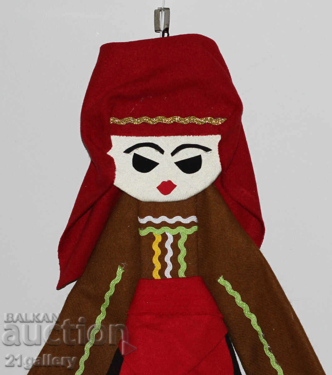 Delivery of 64 cm. Doll folk costume wool/textile wall decoration Delivery of 64 cm. Doll folk costume wool/textile wall decoration
