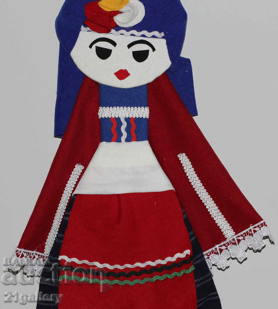 64 cm. Costum popular papusa decor de perete lana/textil - 5 64 cm. Costum popular papusa decor de perete lana/textil - 5