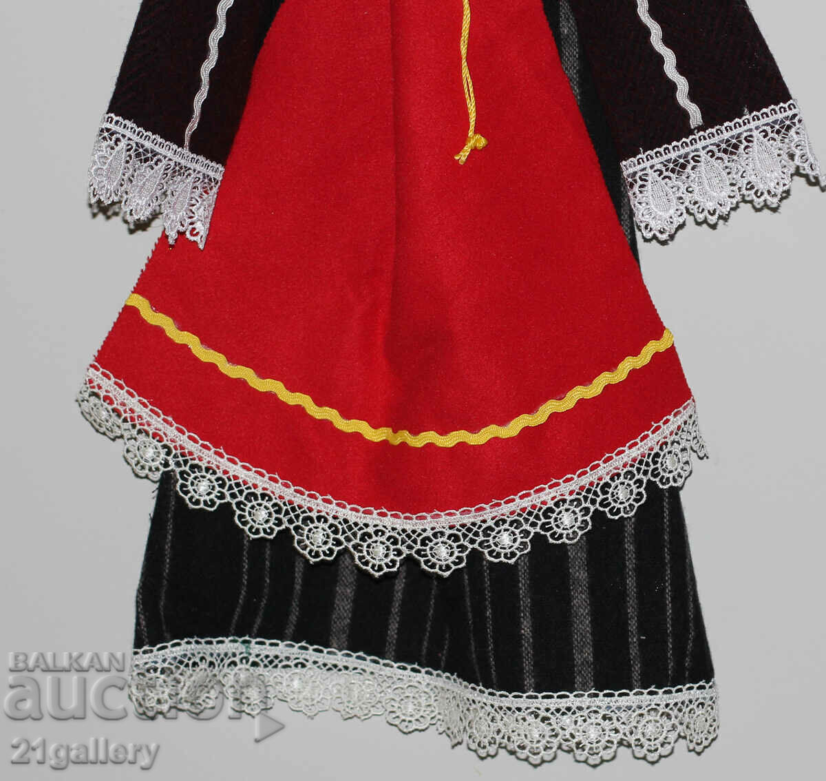 64 cm. Doll folk costume wool/textile wall decoration - 6 64 cm. Doll folk costume wool/textile wall decoration - 6