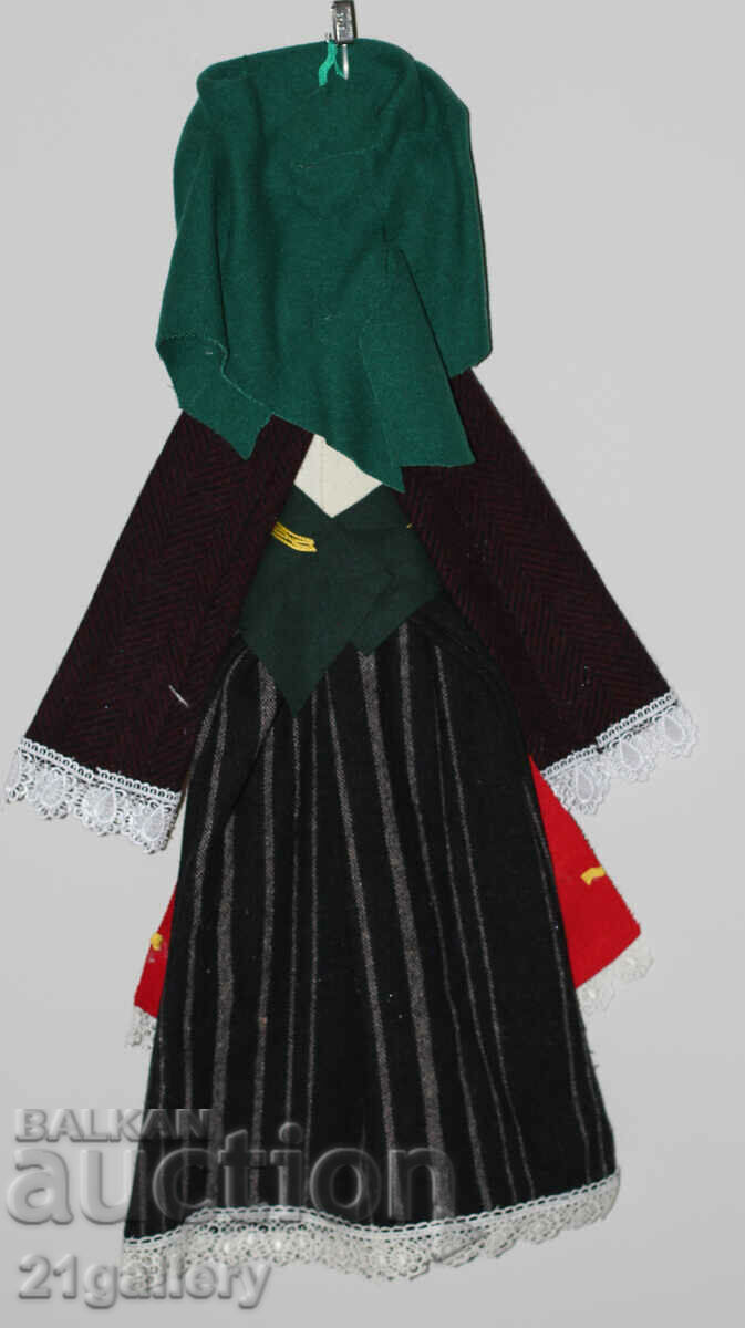64 cm. Doll folk costume wool/textile wall decoration - 7 64 cm. Doll folk costume wool/textile wall decoration - 7