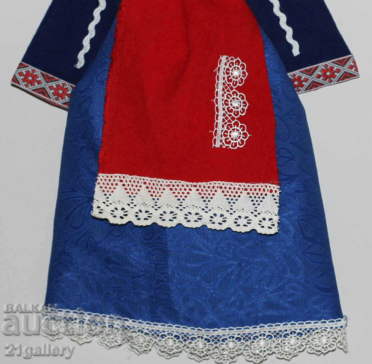 64 cm. Doll folk costume wool/textile wall decoration - 6 64 cm. Doll folk costume wool/textile wall decoration - 6