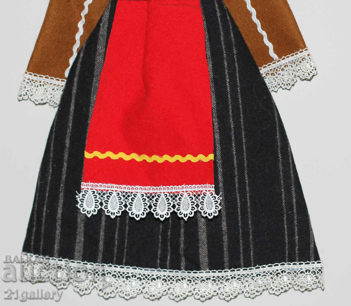 64 cm. Doll folk costume wool/textile wall decoration - 6 64 cm. Doll folk costume wool/textile wall decoration - 6