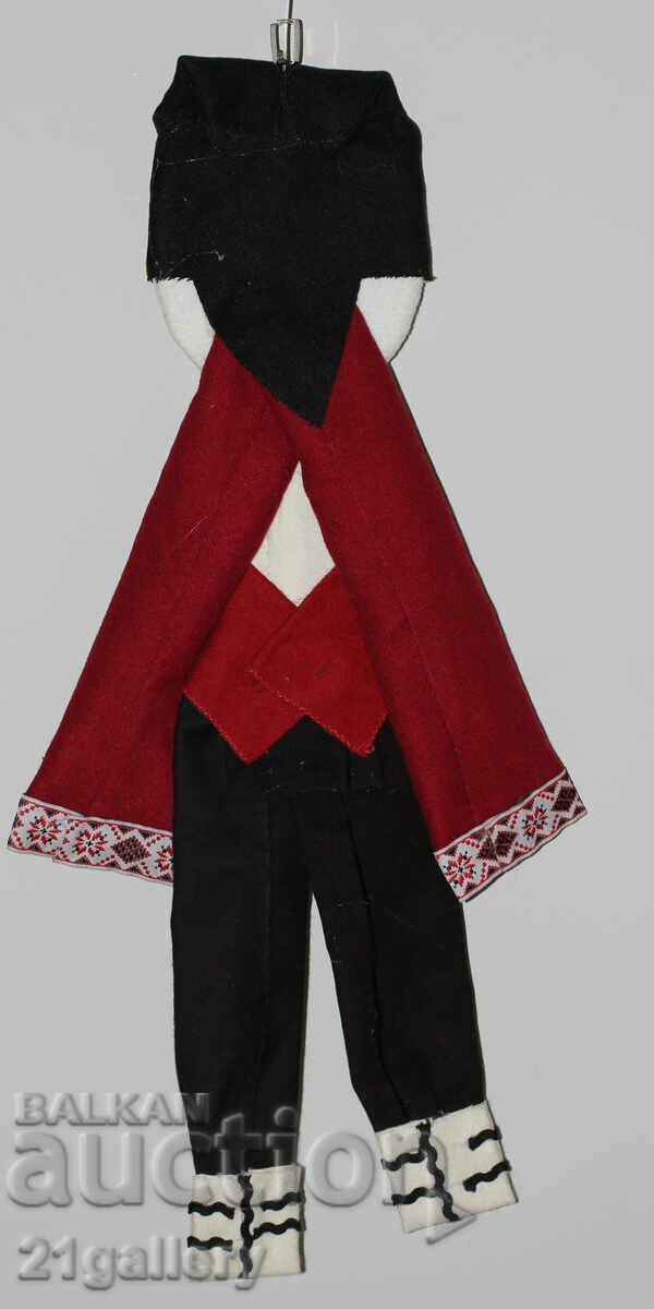 64 cm. Doll folk costume wool/textile wall decoration - 7 64 cm. Doll folk costume wool/textile wall decoration - 7