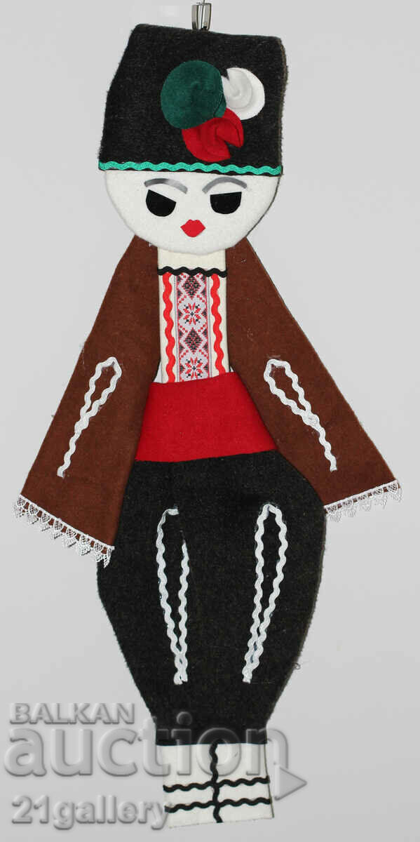 Auction 64 cm. Doll folk costume wool/textile wall decoration Auction 64 cm. Doll folk costume wool/textile wall decoration