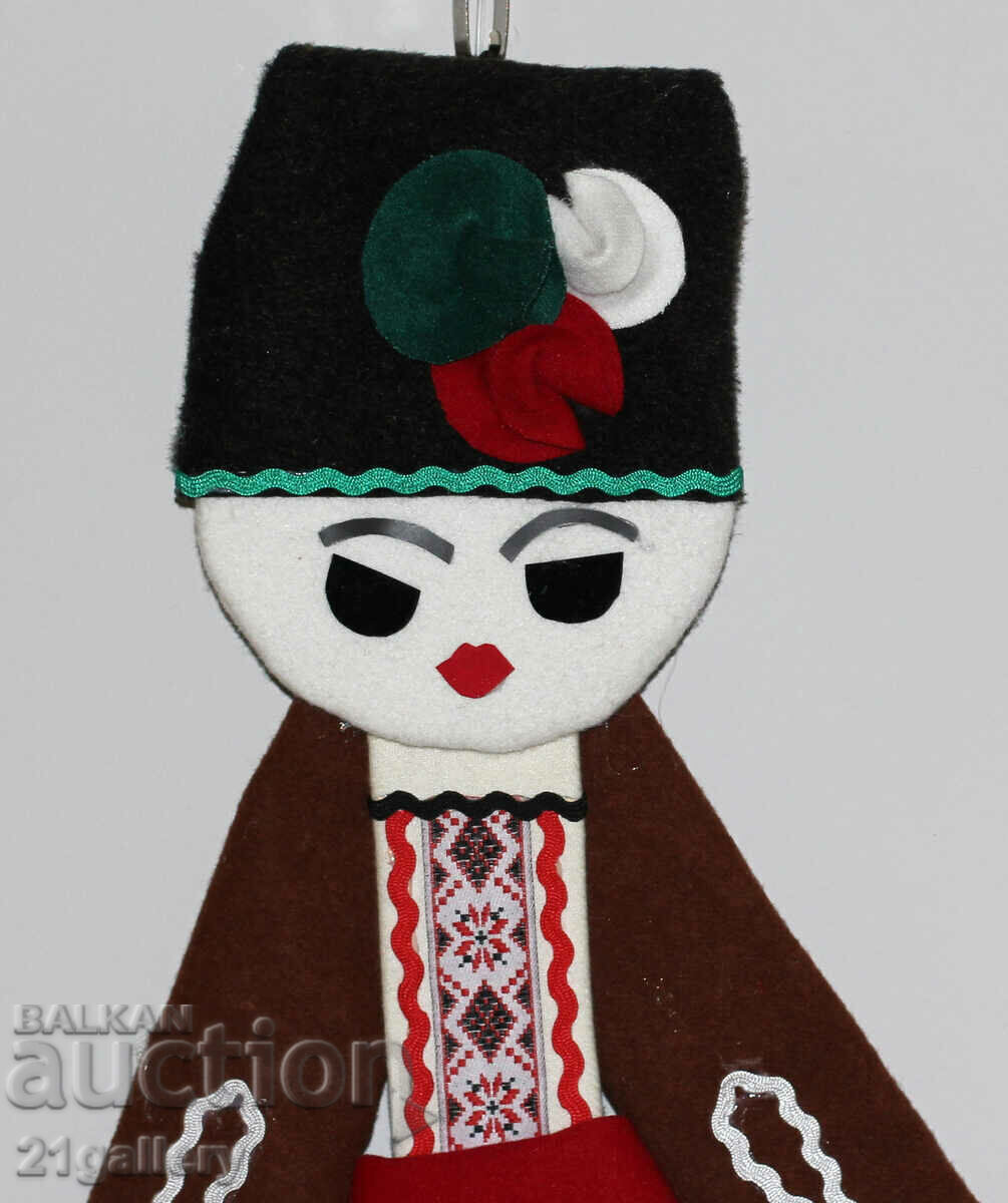 Delivery of 64 cm. Doll folk costume wool/textile wall decoration Delivery of 64 cm. Doll folk costume wool/textile wall decoration