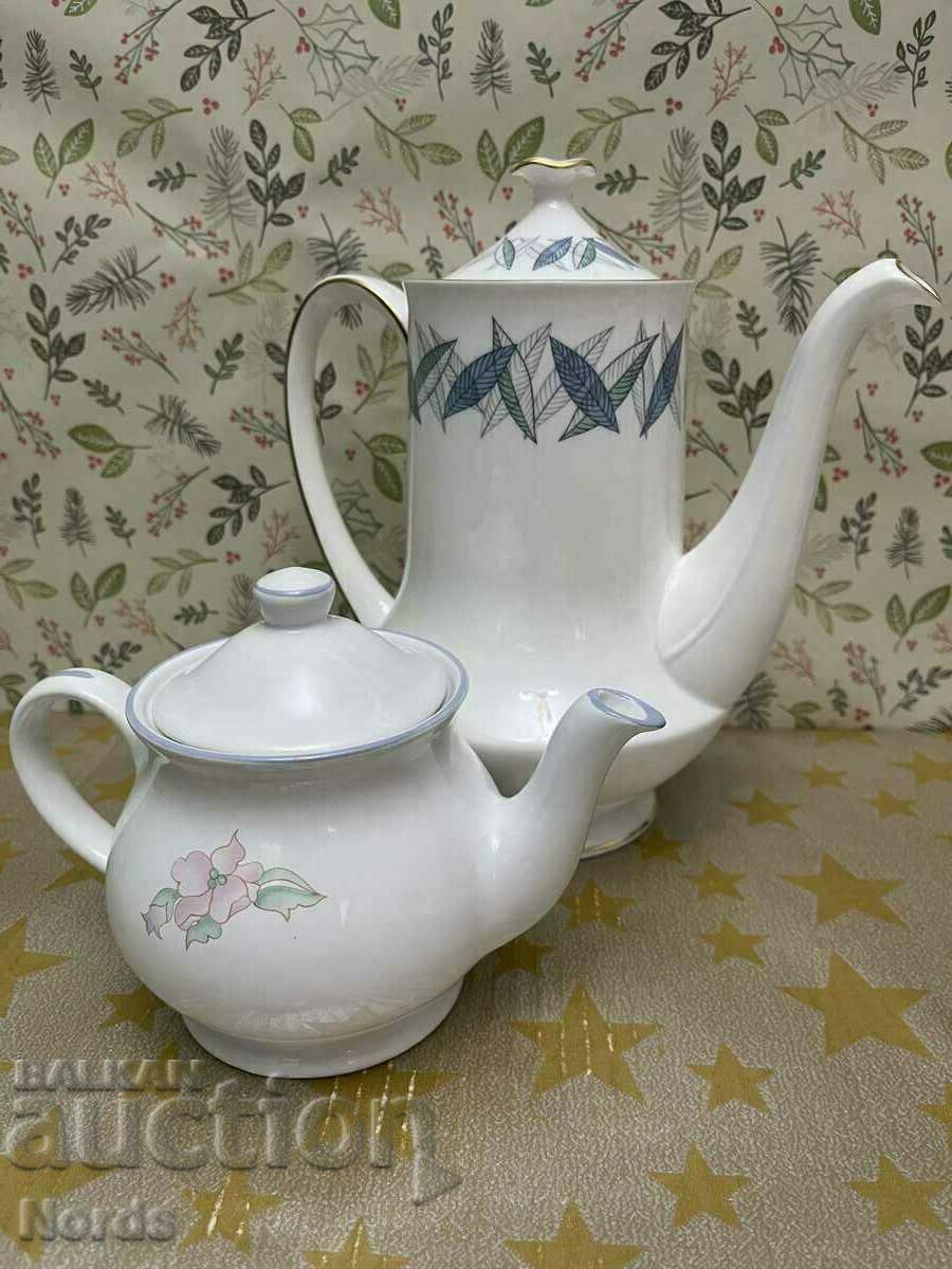 Sadler and Royal Standard porcelain teapots