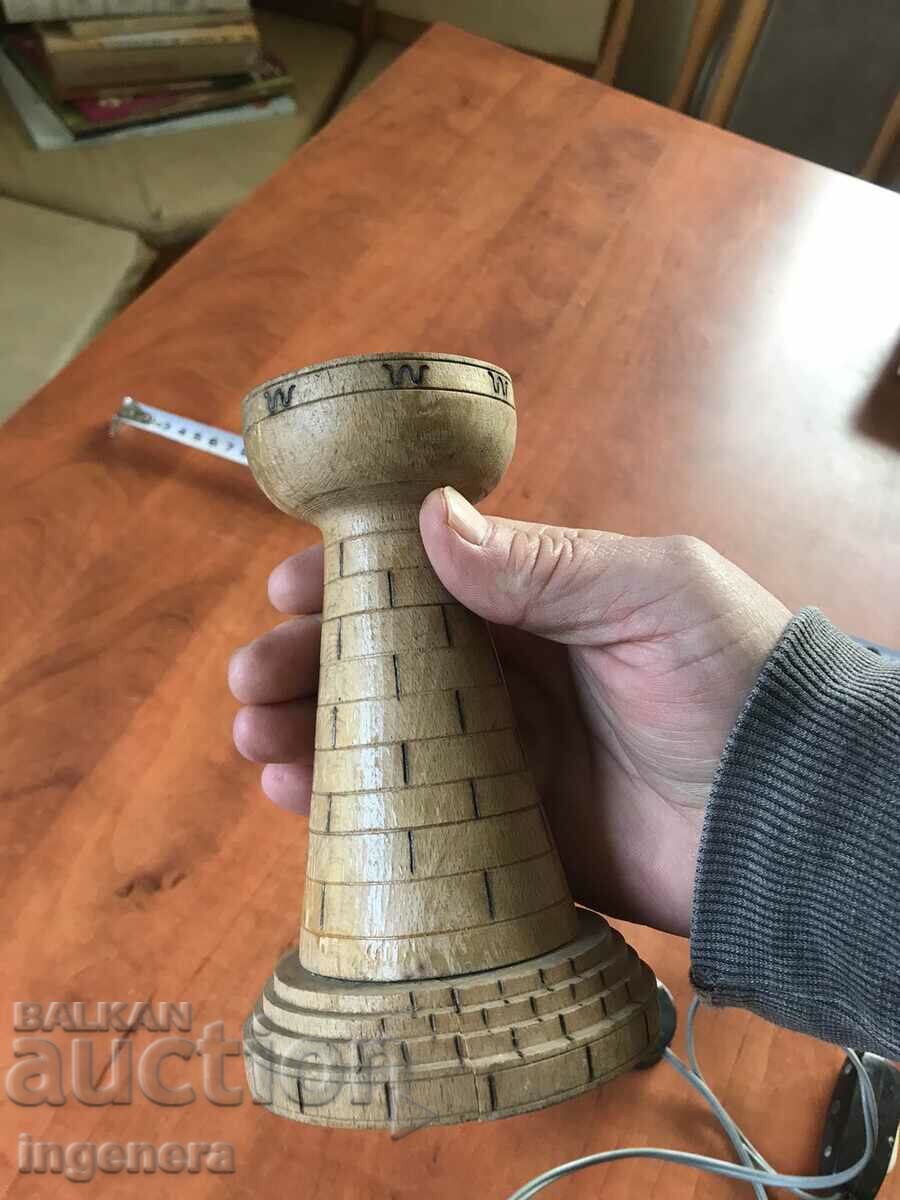 Auction  SOCA ANTIQUE WOOD NIGHT LAMP PYROGRAPH