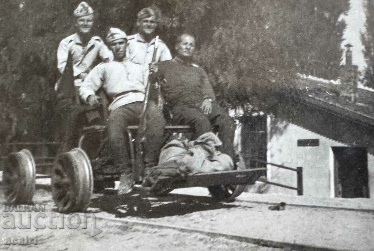 V.S.V. Soldiers of Vagonetka with price 7.99 BGN | € 4.09