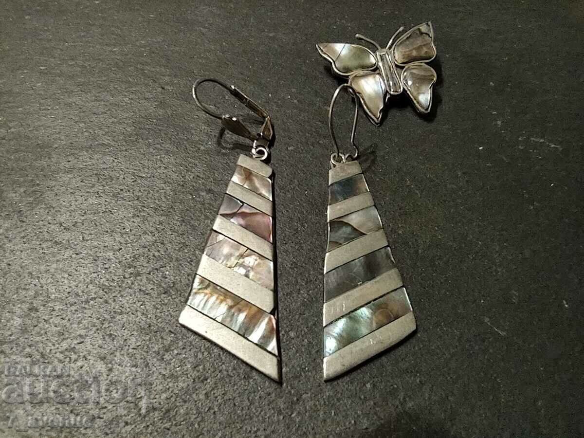 Delivery of Earrings, large ocean mother-of-pearl, Mexico, stamped 11/26/24