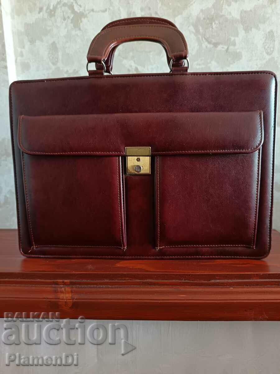 Men's business bag from the 1990s.