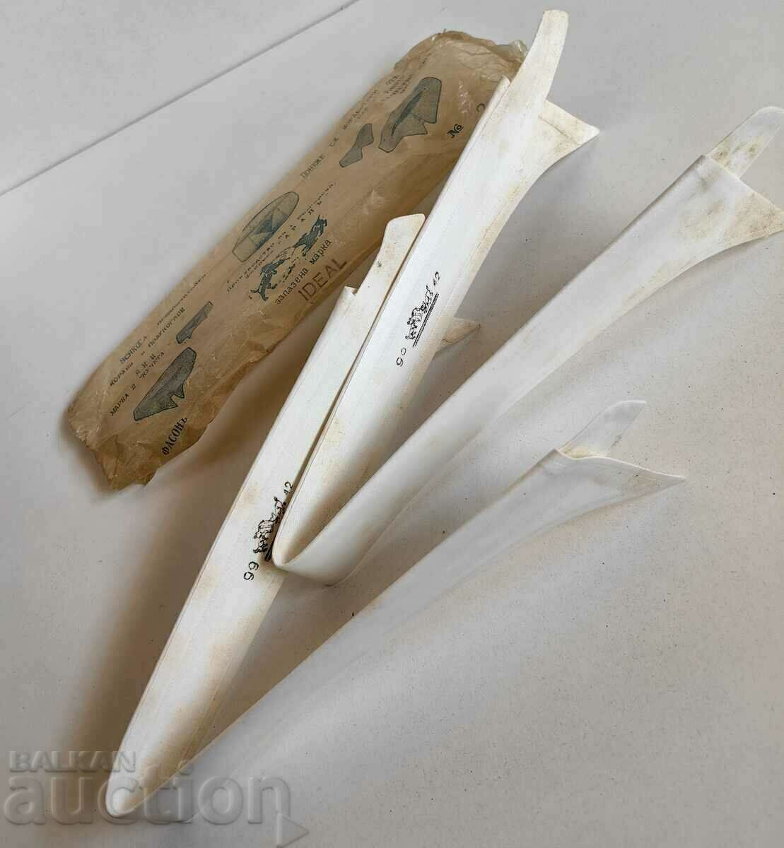 Δημοπρασία . ΚΟΛΑΡΑΣ ΠΟΥΚΑΜΙΣΟΥ ΣΤΥΛ ΔΥΟ ΣΚΥΛΟΥ ΣΕ ΣΥΣΚΕΥΑΣΙΑ ΒΑΣΙΛΕΙΟ ΒΟΥΛΓΑΡΙΑΣ Δημοπρασία . ΚΟΛΑΡΑΣ ΠΟΥΚΑΜΙΣΟΥ ΣΤΥΛ ΔΥΟ ΣΚΥΛΟΥ ΣΕ ΣΥΣΚΕΥΑΣΙΑ ΒΑΣΙΛΕΙΟ ΒΟΥΛΓΑΡΙΑΣ