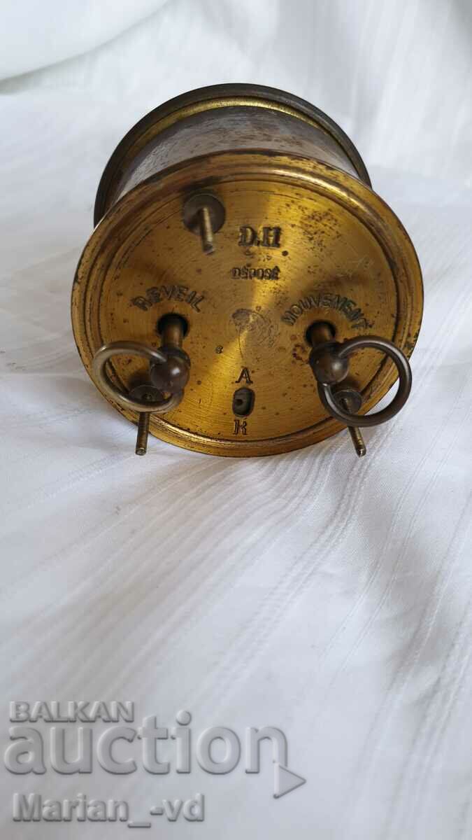 Γαλλικό ορειχάλκινο ξυπνητήρι του 19ου αιώνα αντίκες με τιμή 100.00 BGN | € 51.13 Γαλλικό ορειχάλκινο ξυπνητήρι του 19ου αιώνα αντίκες με τιμή 100.00 BGN | € 51.13