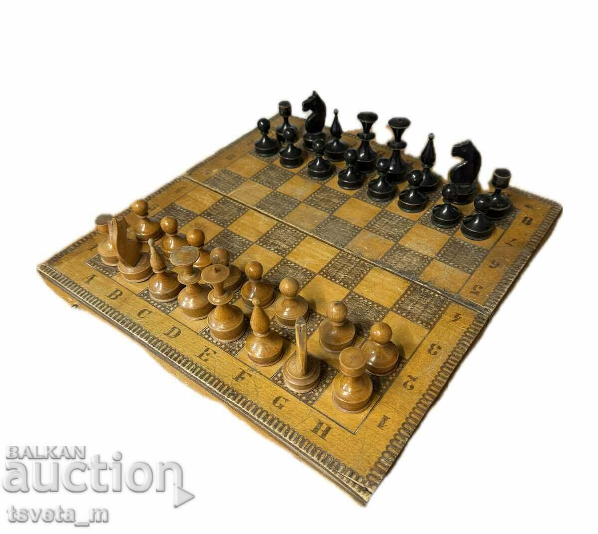 Delivery of Wooden Chess 34 x 34 cm