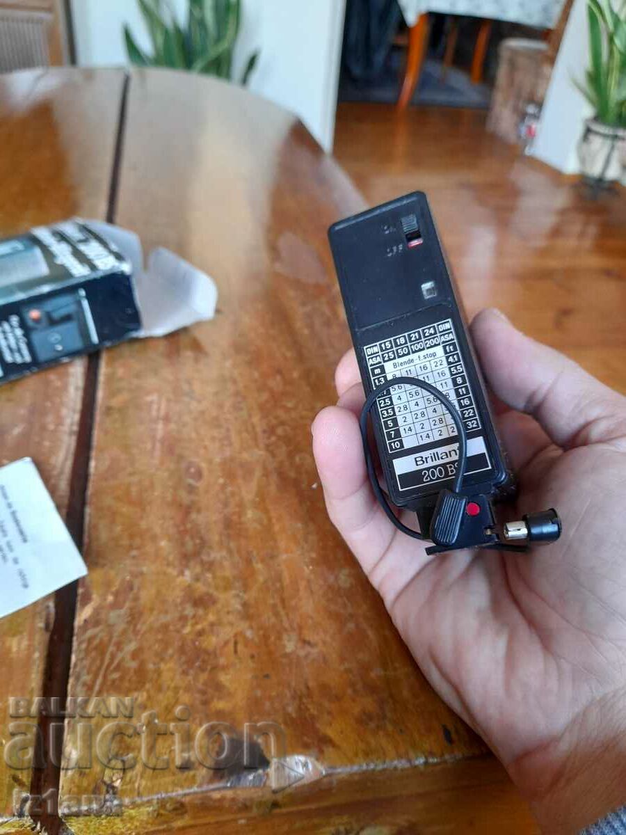 Old Brillant 200BS camera flash - 6