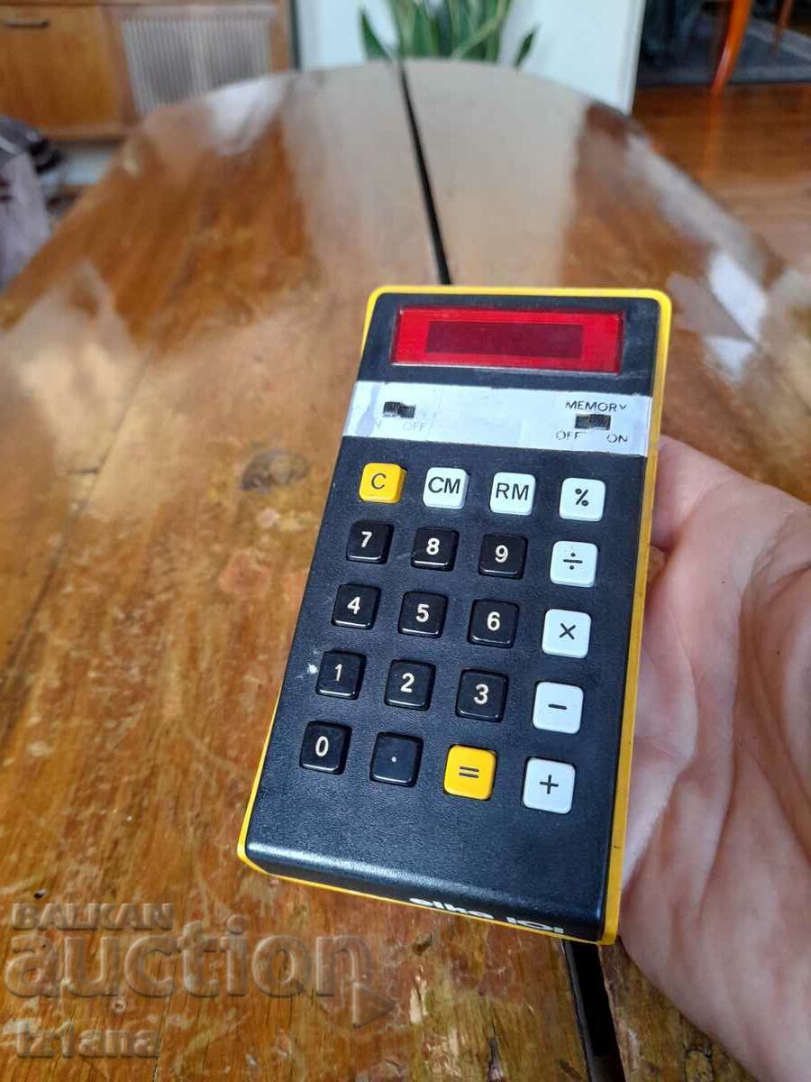 Old Elka 101 calculator with price 32.00 BGN | € 16.36 Old Elka 101 calculator with price 32.00 BGN | € 16.36