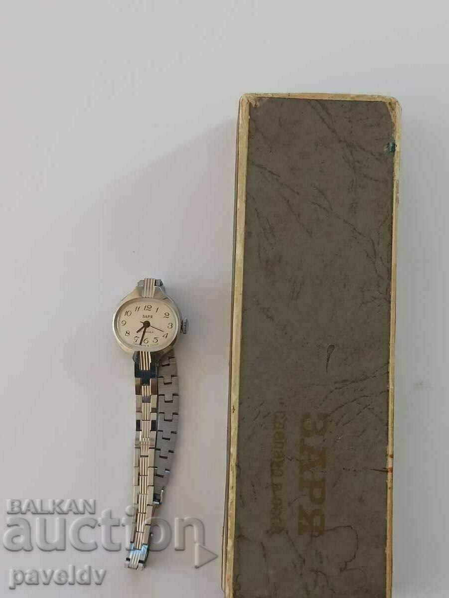 Руски дамски часовник - Заря - НОВ! Руски дамски часовник - Заря - НОВ!