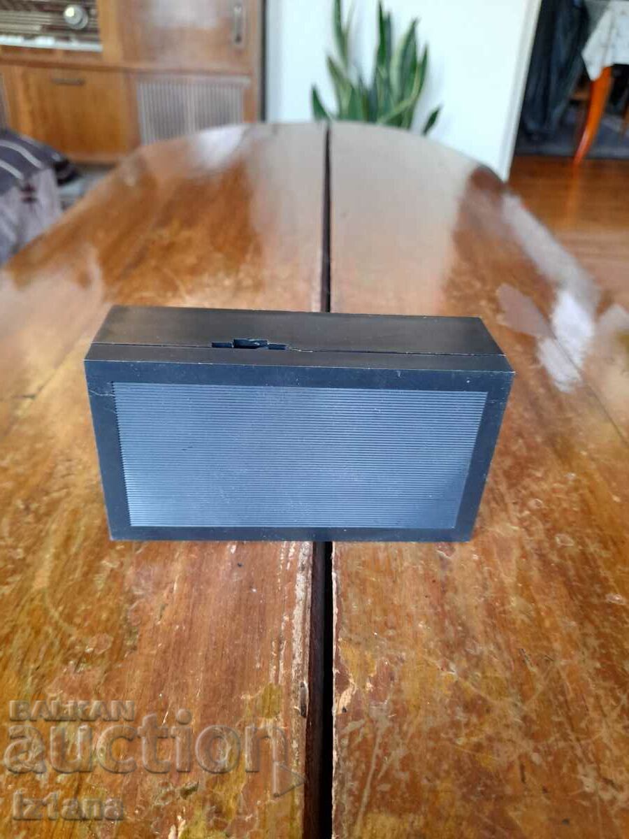 Παλιό ραδιόφωνο, ραδιοφωνικός δέκτης Electron M με τιμή 22.00 BGN | € 11.25