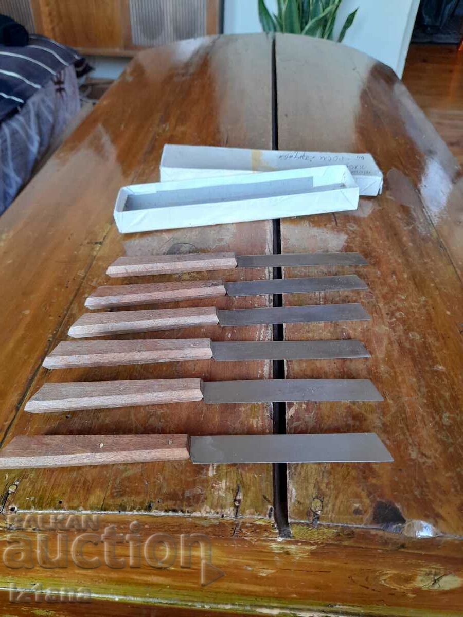 Auction Old fruit knives Auction Old fruit knives