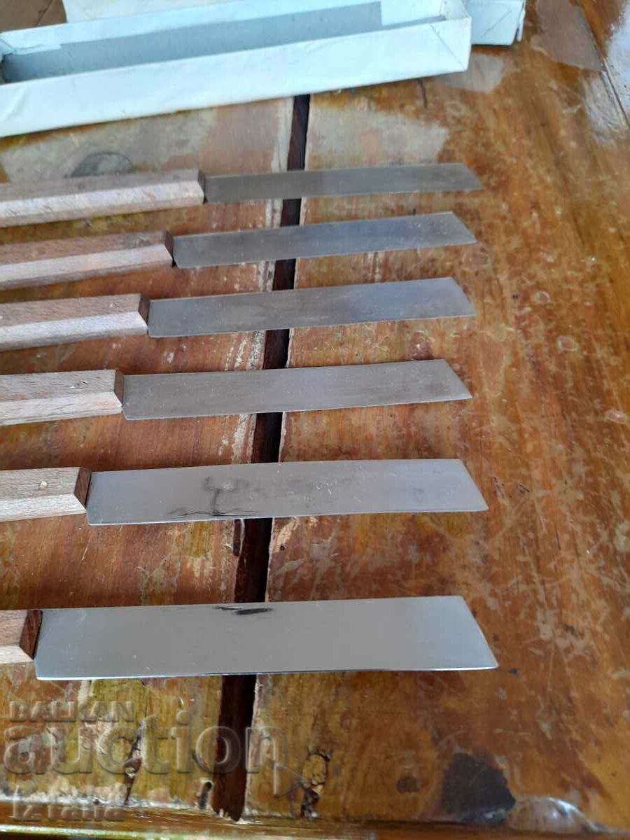 Old fruit knives - 5 Old fruit knives - 5