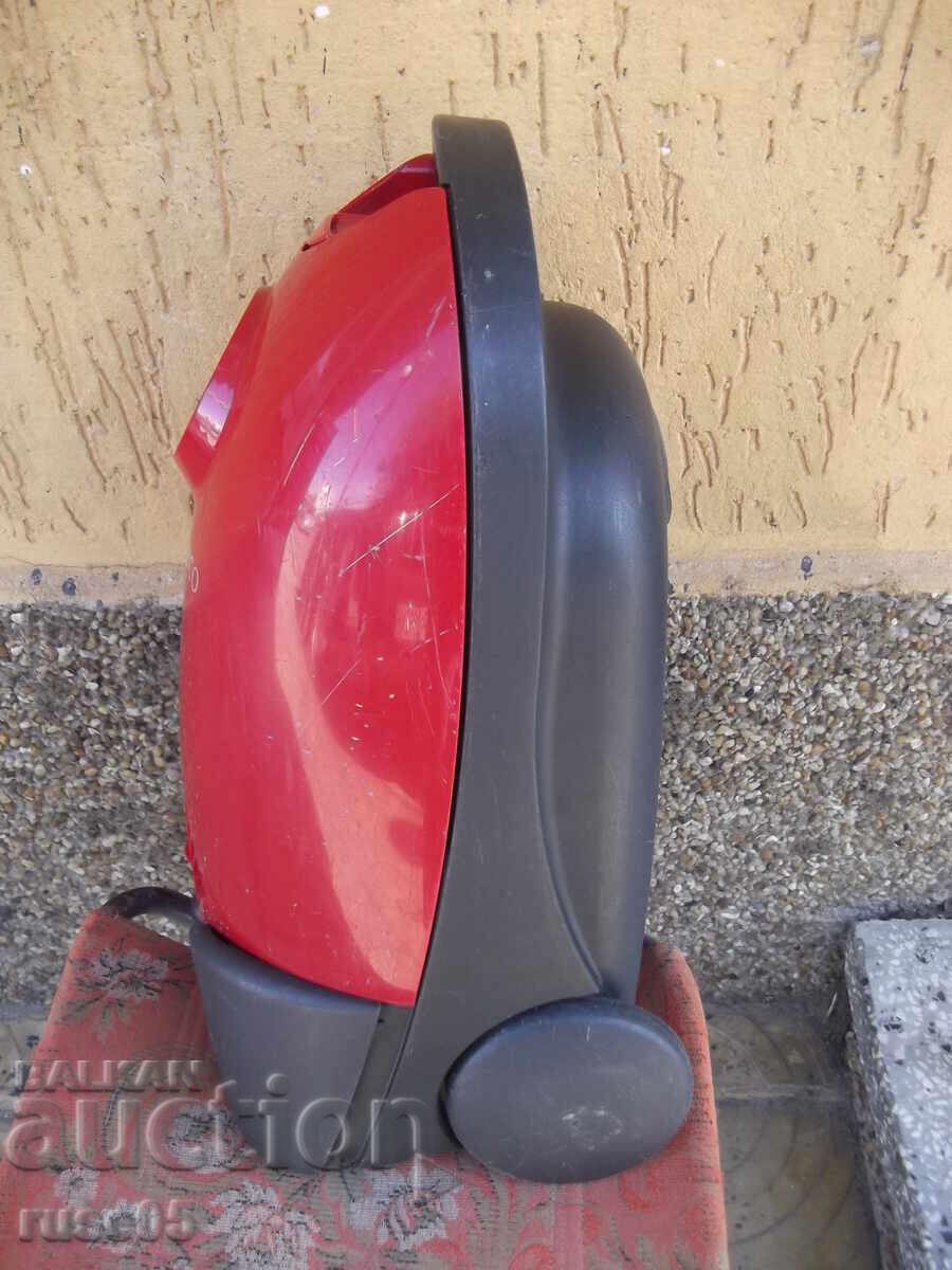 Η ηλεκτρική σκούπα "SAMSUNG - VC-6014V" λειτουργεί με τιμή € 20.45 | 40.00 BGN