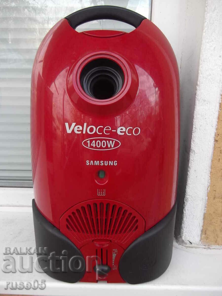 Vacuum cleaner "SAMSUNG - VC-6014V" working