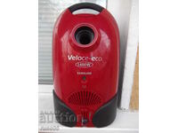 Vacuum cleaner "SAMSUNG - VC-6014V" working