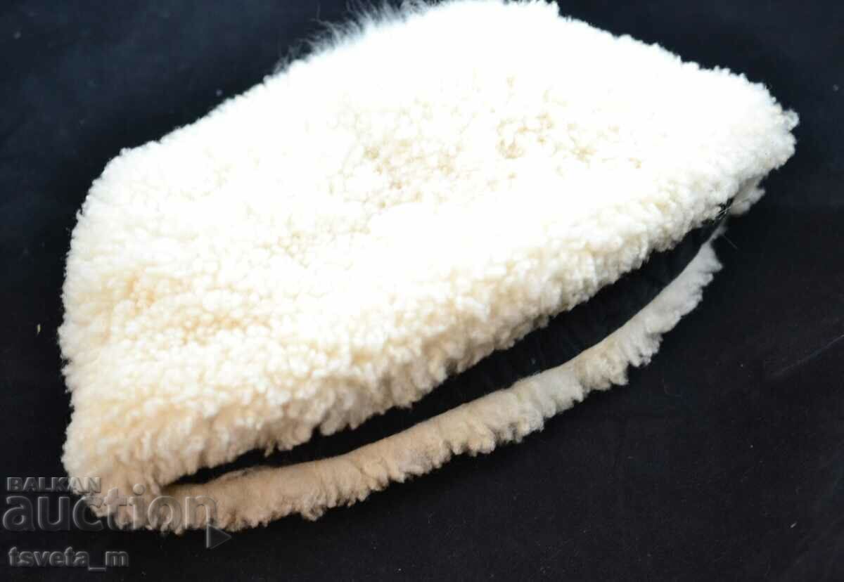 Children's cap made of wool FOLK COSTUME Children's cap made of wool FOLK COSTUME