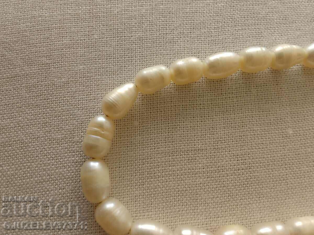 Delivery of White Natural Freshwater Pearl Necklace - Classic Delivery of White Natural Freshwater Pearl Necklace - Classic