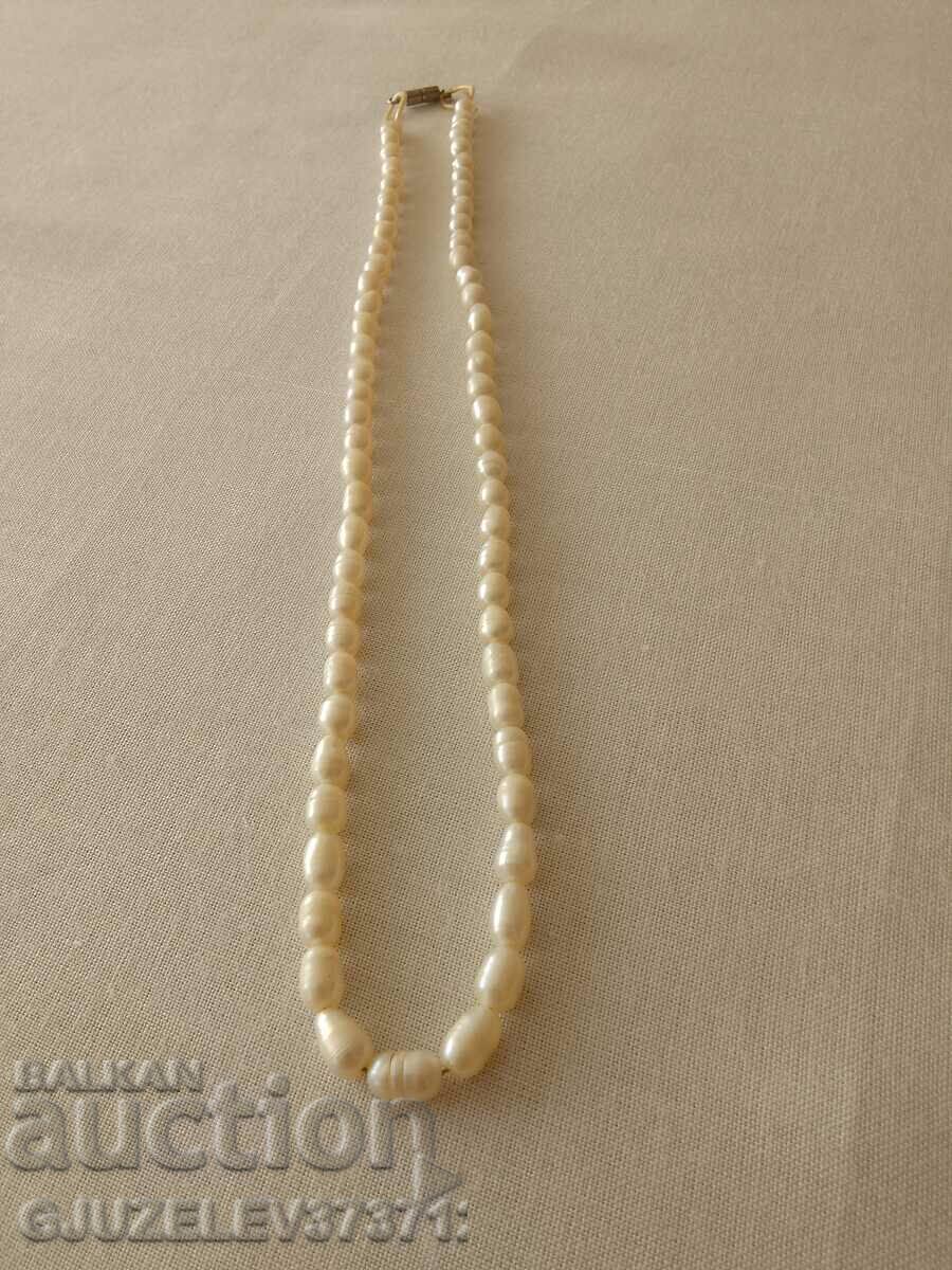 White Natural Freshwater Pearl Necklace - Classic - 6 White Natural Freshwater Pearl Necklace - Classic - 6