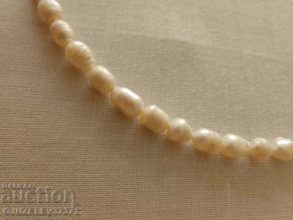 Delivery of White natural freshwater pearl necklace Delivery of White natural freshwater pearl necklace