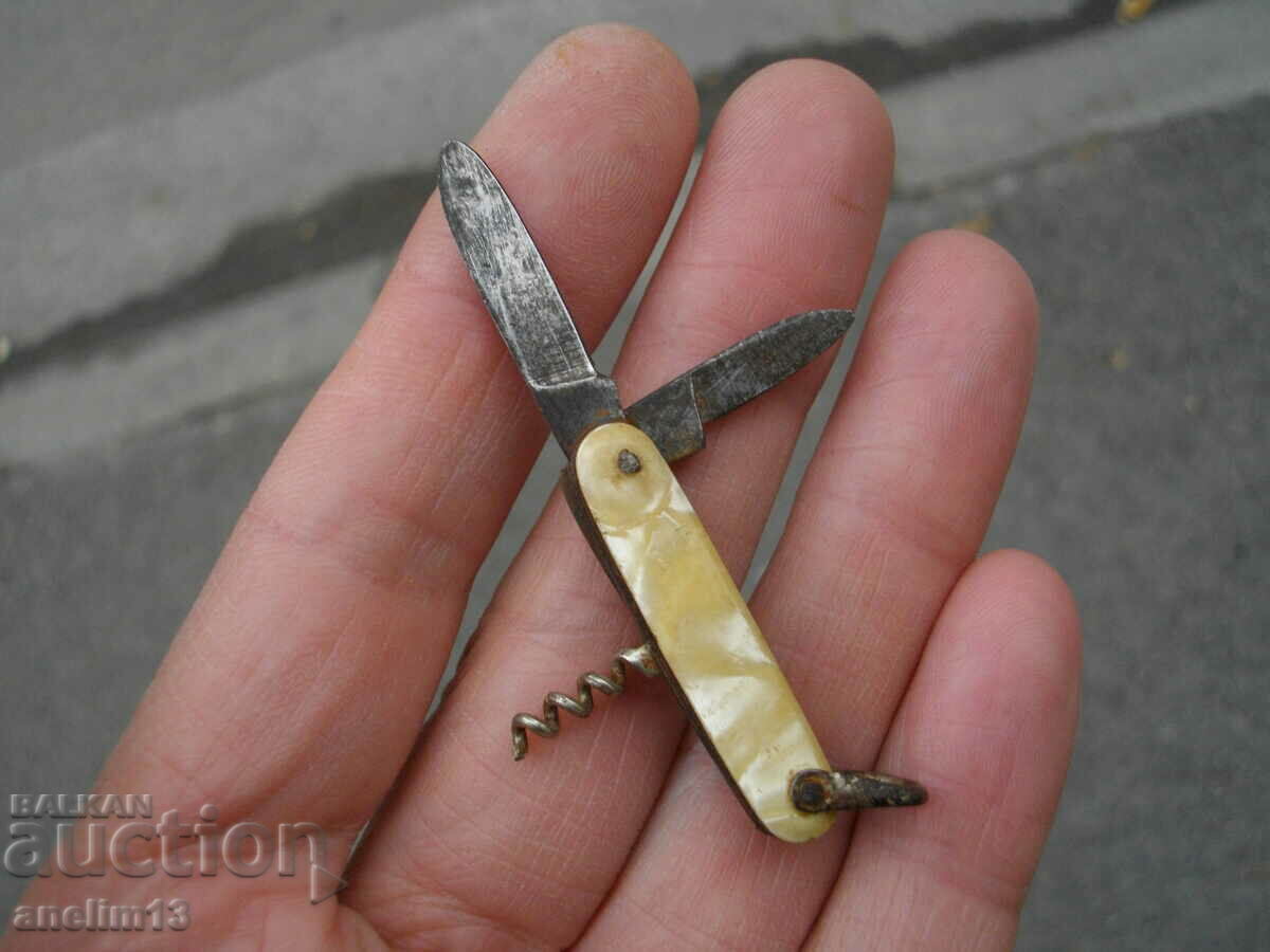 Delivery of COLLECTOR'S MINI POCKET KNIFE GERMANY