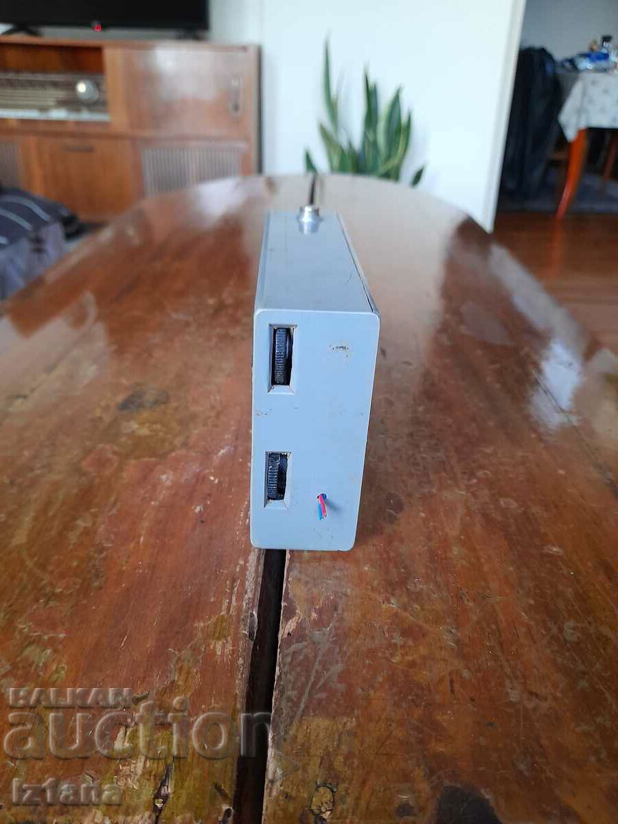 Old radio, ECHO 2 radio receiver with price 50.00 BGN | € 25.56 Old radio, ECHO 2 radio receiver with price 50.00 BGN | € 25.56