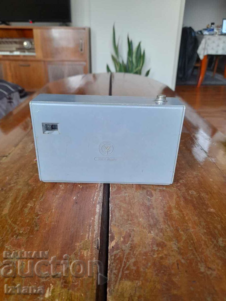 Auction Old radio, ECHO 2 radio receiver Auction Old radio, ECHO 2 radio receiver