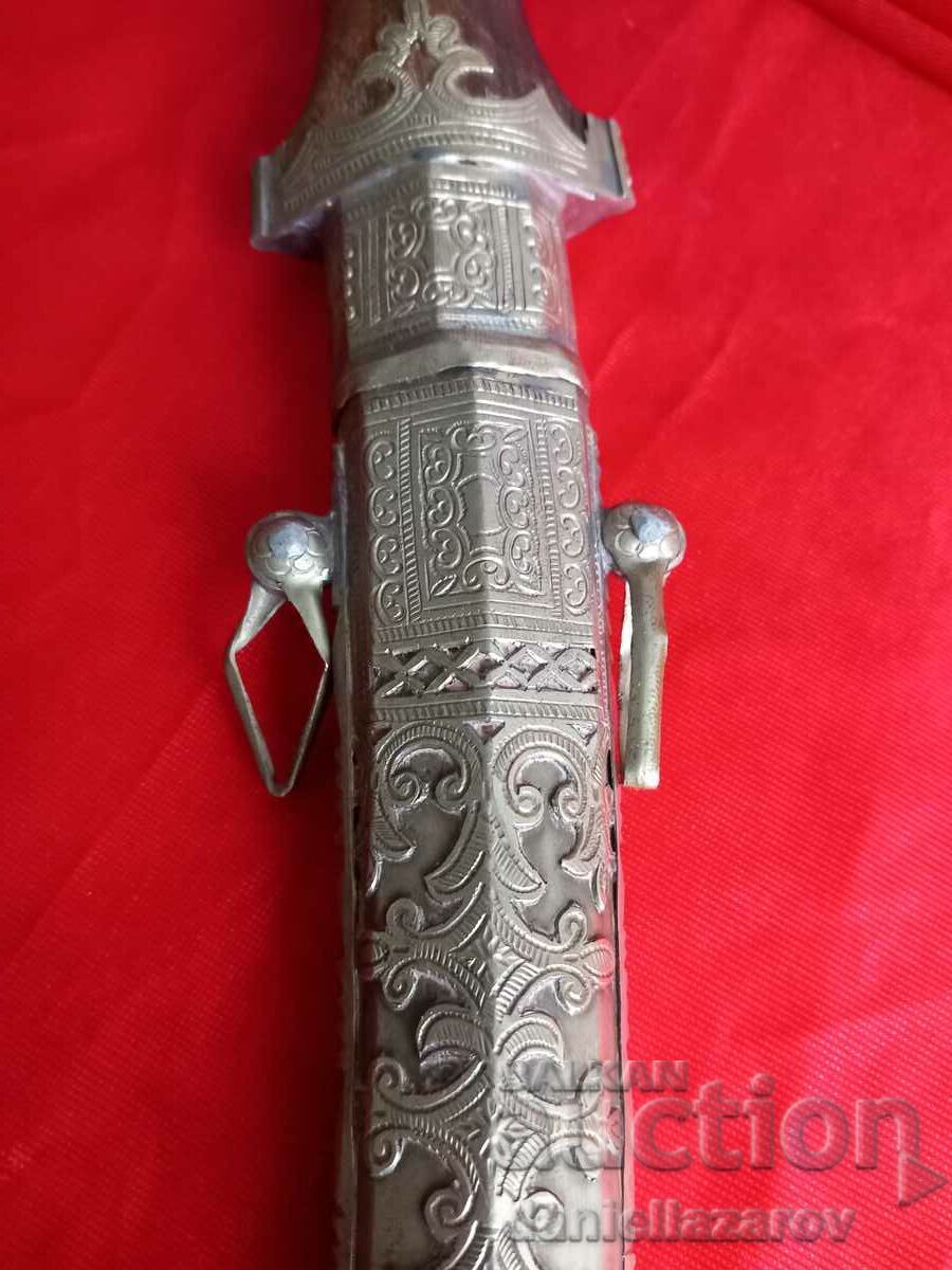 Licitație Pumnal vechi de argint mare KUMAYA, Pumnal