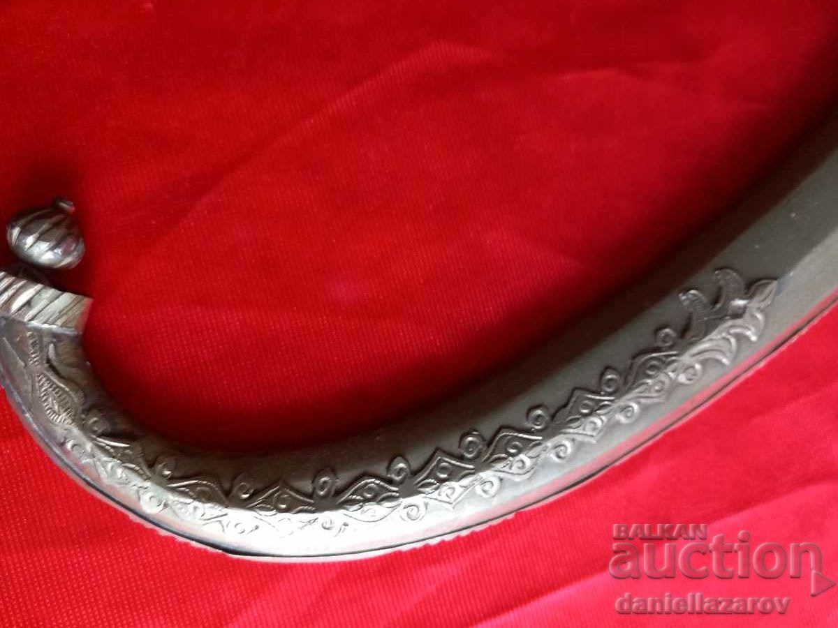 Livrarea Pumnal vechi de argint mare KUMAYA, Pumnal