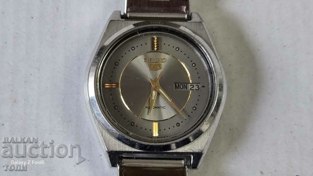 SEIKO AUTOMATIC JAPAN RARE WORKS NO WARRANTY B Z C!!!!