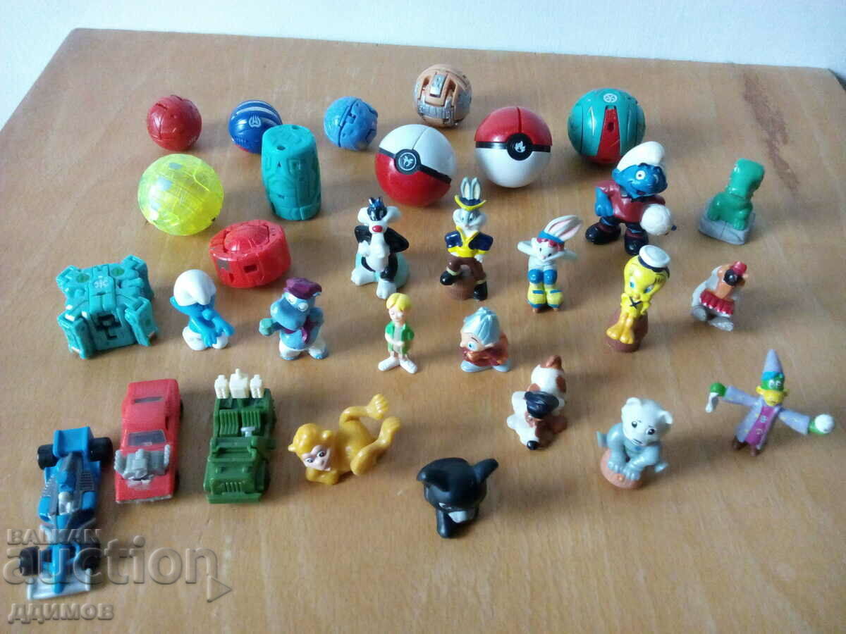 30 pieces of toys from Kinder Surprise and others