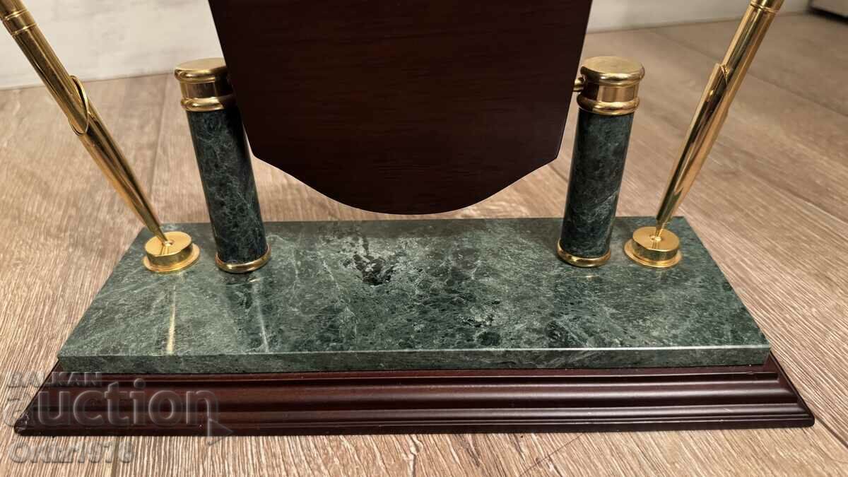 Аукцион Световна карта на часовите пояси– Масивна, 1.480кг Аукцион Световна карта на часовите пояси– Масивна, 1.480кг